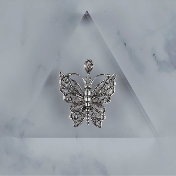NWT: Sterling Silver Filigree Butterfly Pendant With Chain - Picture 8 of 10